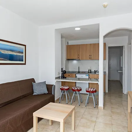 Guasimeta Duplex - Pool & Balcony Puerto del Carmen (Lanzarote)