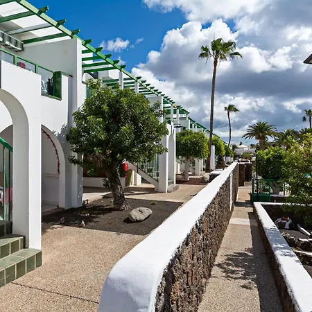 Apartment Guasimeta Duplex - Pool & Balcony Puerto del Carmen (Lanzarote)